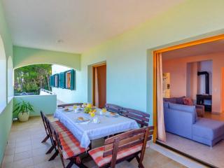 Seafront Holiday Home Marija-Three Bedroom Holiday Home with Sea View - Prigradica - 4