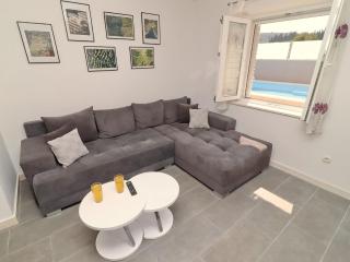 Villa Ivana - Three-Bedroom Villa with Private Pool - 7