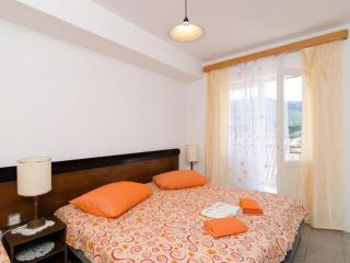 Apartment Dalmatin uljana - Two-Bedroom Apartment 2 - 5