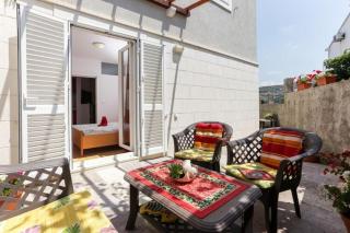 Apartments Pojko - Standard One-Bedroom Apartment with Terrace Red - Dubrovnik - 0