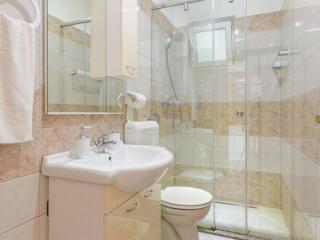 Apartments Hope Dugi Rat - Comfort OneBedroom Apartment with Terrace and Sea View A1 - Dugi Rat - 2