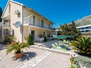 Apartments & Rooms Jokovic-Standard Studio Apartment with Terrace and Partial Sea View SOBA 2 - 3