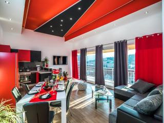 Apartments Sunshine Home - Two Bedroom Apartment with Balcony and Sea View - Vela Luka - 2