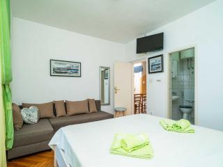 Apartments Nikolina LU - Two-Bedroom Apartment with Terrace - 6