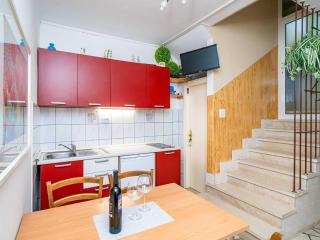 Apartments Nikolina LU - Two-Bedroom Apartment with Terrace - 7