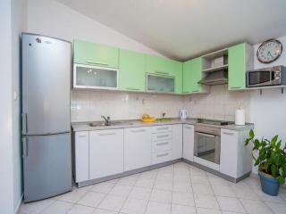 Apartment Spalato - Three Bedroom Apartment with Terrace - Bibinje - 4
