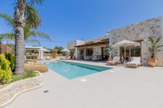 White Stone Villa Orion - Poolside Escape Close to Laganas Beach - 9