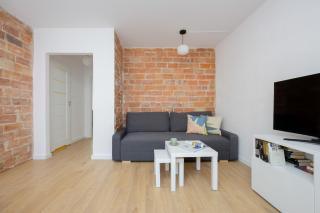 Family Apartment with Balcony by Noclegi Renters - Varsavia - 0