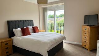 19 Snowdon Apartment - 4