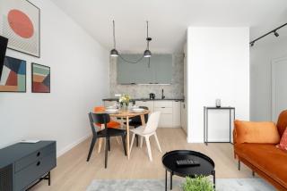 Nowoczesny Apartament z Parkingiem i Klimatyzacją w Poznaniu by Noclegi Renters - Posen - 2