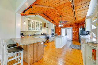 Home with Fire Pit Less Than 1 Mi to Willis Wharf Boat Ramp! - 4