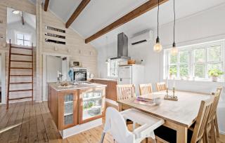2 Bedroom Awesome Home In Hovborg - Hovborg - 5