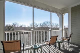 Sun and Fun 1 Bedroom Resort View Suite Sleeps 4 - 9