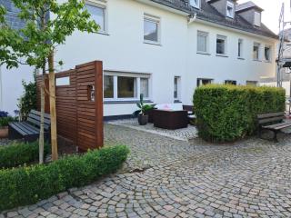 Pilgrims "Bert" moderne Wohnung 2 SZ top wifi - Meschede - 1