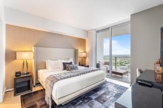 Hyde Beach House - 2BD-2BA MANSION WITH DIRECT OCEAN VIEW, Resort Amenities, Rooftop Pool and Hot tub, Tennis court, few min walk to the ocean - Hollywood - 9