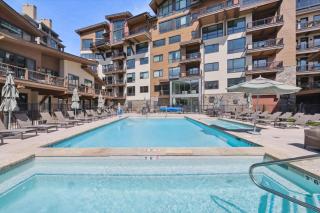 One Riverfront Condo 108 by East West Hospitality - 9