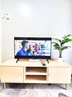 Arezzo Condo Rental - Lanang - 4