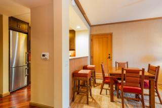 Huge 2 Connecting Rooms with Kitchen & Balcony - Cle Elum - 1