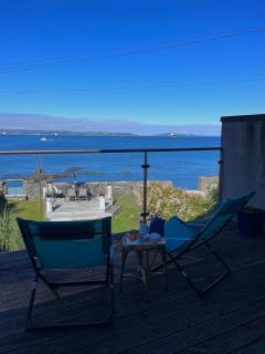 Splash Cottage beach house with Sea lapping Garden - Bangor - 2