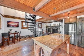 Patio and Mtn Views Peaceful Sedona Retreat - 1