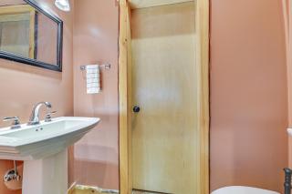Chestertown Retreat with Fire Pit, Near Gore Mtn! - Chestertown - 1