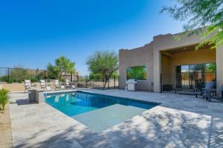 Pool, Golf, Hike, Bike North Scottsdale Home! - Scottsdale - 0