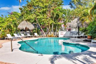 Sunrise Garden Resort - Anna Maria - 9