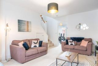 Detached House Newport Free Parking Contractors Long Stay Rates - Newport - 6