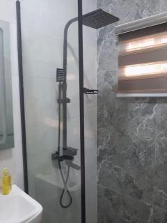 BOL LODGE AND APaRTMENT 3 - 8