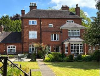 The Manor Guest House - Cheadle - 0