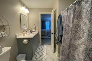 Brand new 2 bed with office condo - 5