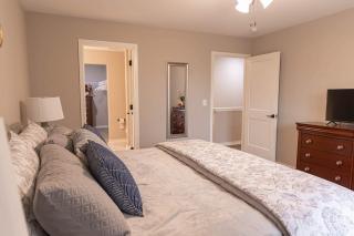 Brand New 2 Bedroom with Office - Loves Park - 9