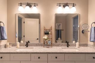 Brand New 2 Bedroom with Office - Loves Park - 6