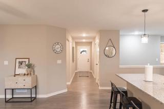 Brand New 2 Bed with Office - Loves Park - 4