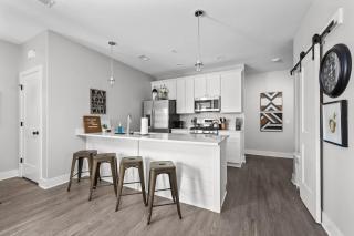 Brand New 2 Bedroom Condo - Bettendorf - 1