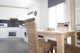 Holidays2Malaga Dos Aceras in Old Town & High Speed Wifi - Málaga - 5