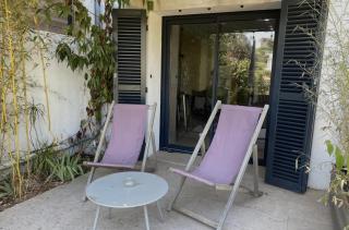 Charmant Studio avec terrasse, proche plage et ville - 0