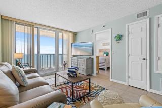 Oceanfront Condo at Oceania Beach Club - Pool, Balcony, Sleeps 6, Walk to Flagler Ave! - New Smyrna Beach - 9