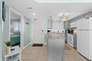Oceanfront Condo at Oceania Beach Club - Pool, Balcony, Sleeps 6, Walk to Flagler Ave! - New Smyrna Beach - 7