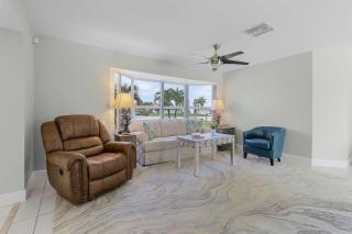 Gulf Access Home with Kayaks, Private Pool and Canal View - The Pelican Perch - Roelens - Cape Coral - 3
