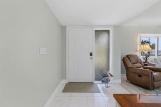 Gulf Access Home with Kayaks, Private Pool and Canal View - The Pelican Perch - Roelens - Cape Coral - 2