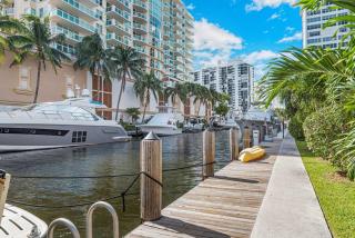 1 Block from the Beach 2BR 2BA Newly Renovated - Fort Lauderdale - 1