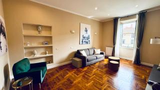 La Fontana Luxury Apartment - 8