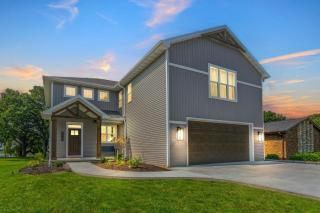Sunset Cove home - Oshkosh - 5