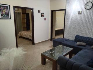 Luxurious 2 Bed Family Entire Apartment with All Amenities - Islamabad - 8
