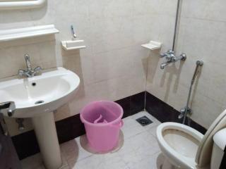 Luxurious 2 Bed Family Entire Apartment with All Amenities - Islamabad - 4
