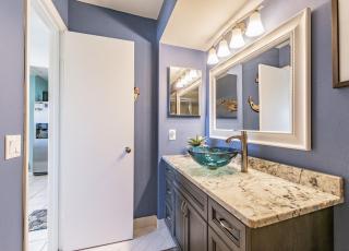 Bahia Vista If Youre Not Barefoot, Youre Overdressed on Isla - 4