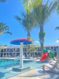 O BEIRA MAR PRAIA HOTEL está LOCALIZADO na ORLA, na PRAIA DE TAPERAPUAN, CAFÉ INCLUSO, Wi-Fi 500mb, PISCINAS, Estacionamento Privativo, Ar Condicionado Split, SMART TV, Frigobar, - Porto Seguro - 6