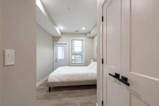 Modern LUX 2BR Apartment in DC with Patio - Washington - 6