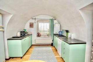 Old Town Charm Loft - 3